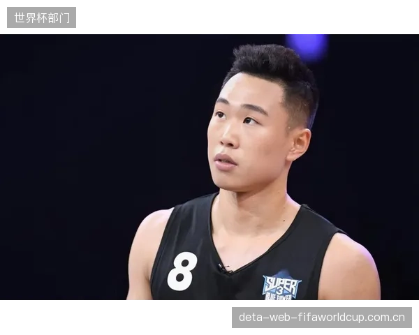贺希宁凭借生涯巅峰赛季表现荣膺MVP，带领深圳队成为联赛新贵。
